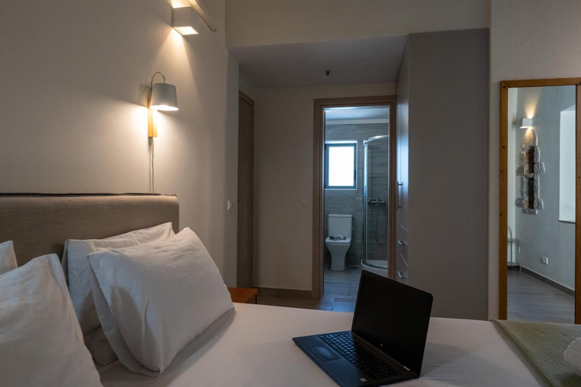 Torri Di Pietra Stoúpa Quarto foto